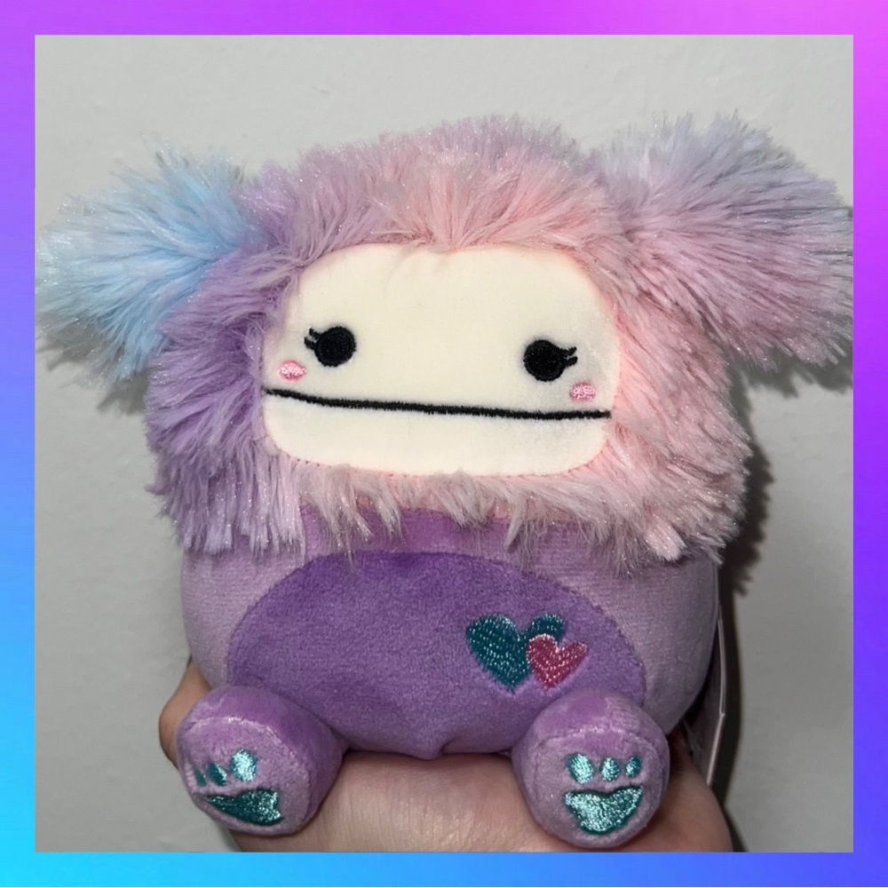 NWT Bigfoot Squishmallow